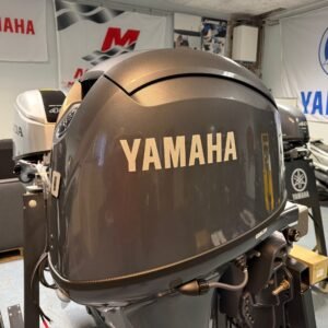 Yamaha 60 HP long shaft F60 FETL (including remote control, gauge and propeller)
