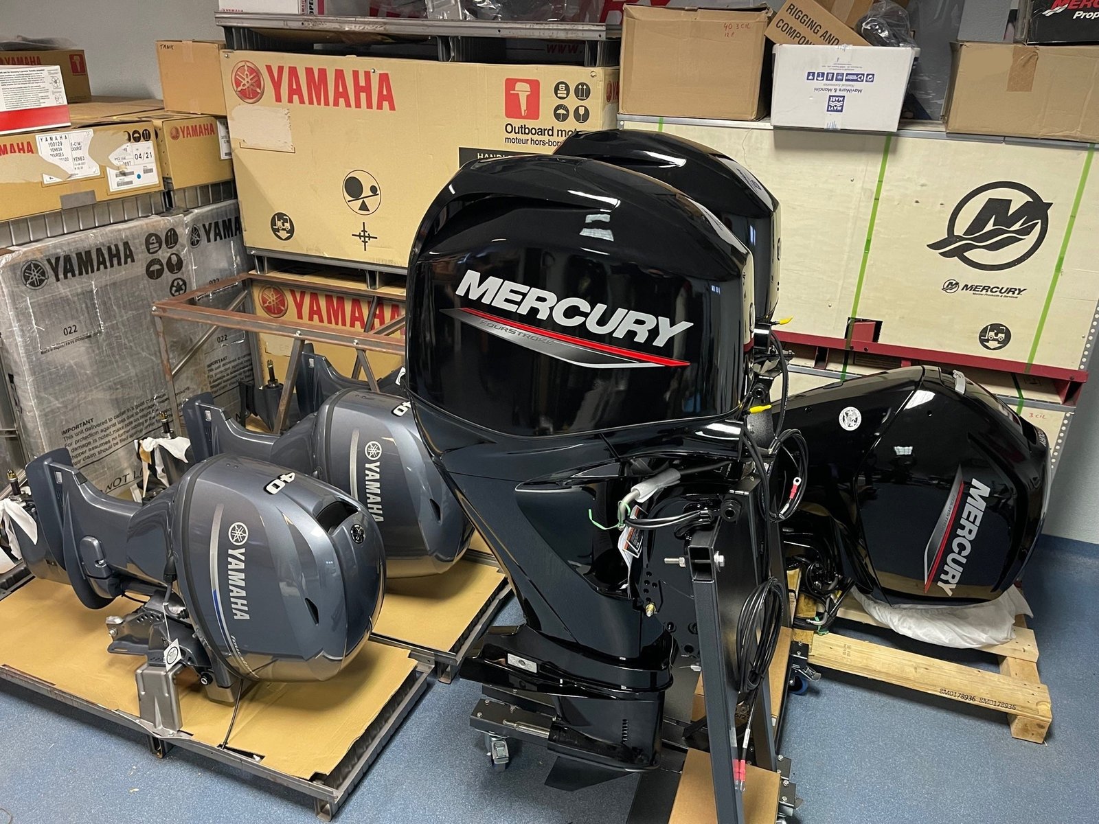 mercury 60 hp long shaft f60 efi elpt (including remote control, gauges and propeller) Mercury 60 HP long shaft F60 EFI ELPT (including remote control, gauges and propeller)